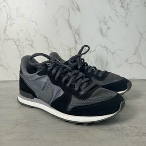 Nike Internationalist Shoes Women's SZ US 7 Athletic Shoe Running Shoe Black